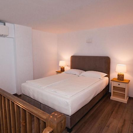 Rezidenta Obligado Apartment ทิมิชัวรา ภายนอก รูปภาพ